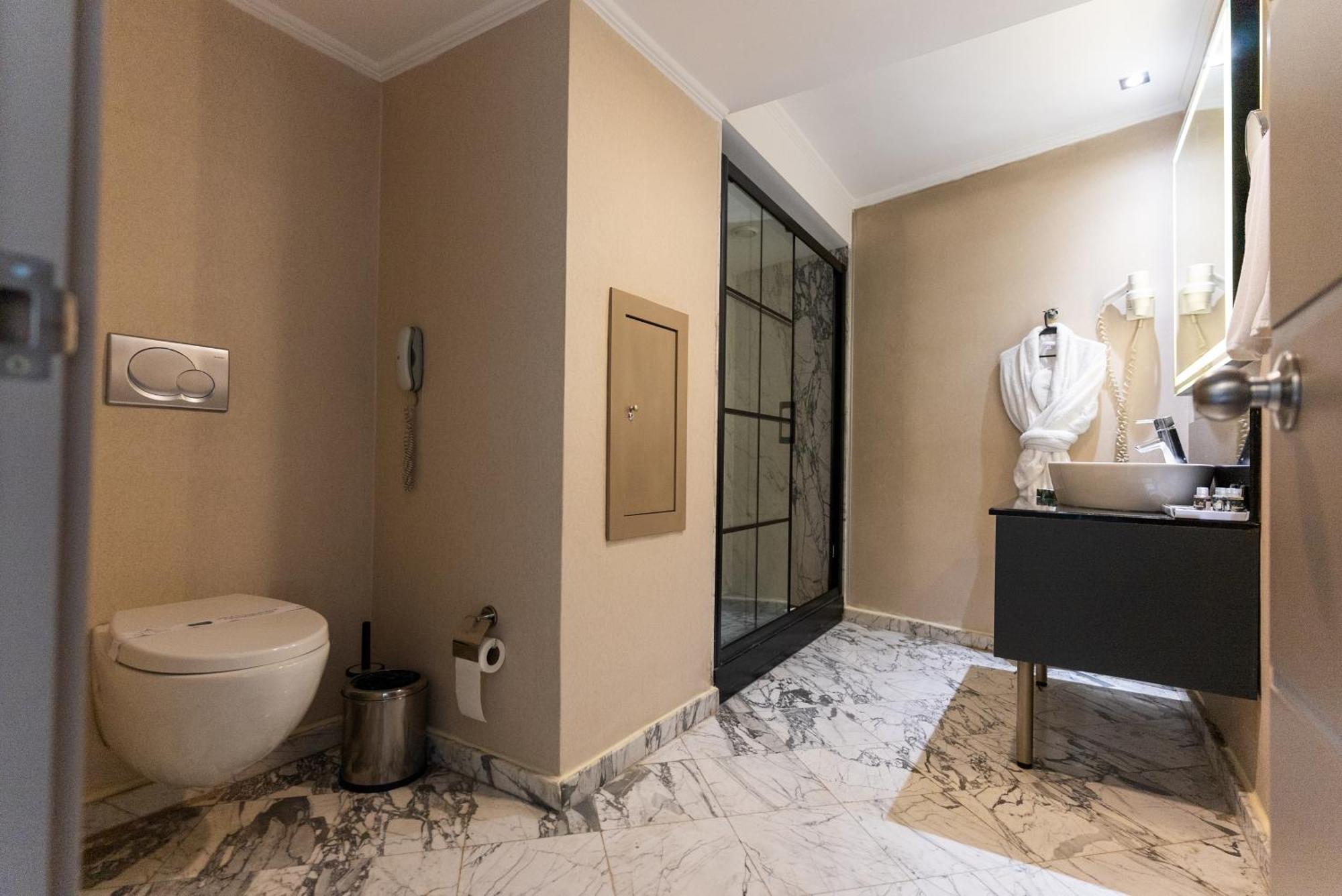 Ankara Plaza Hotel Zewnętrze zdjęcie